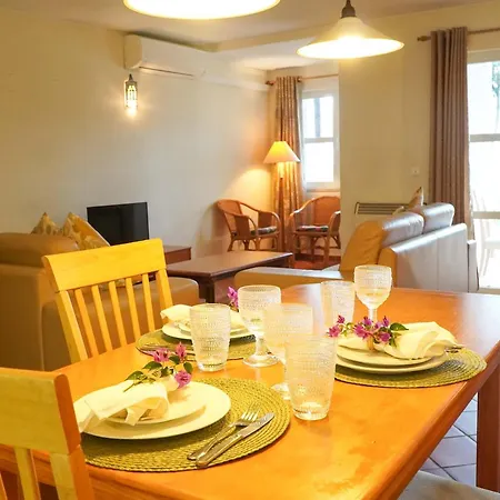 Lychee Ferienhaus Guia (Faro)